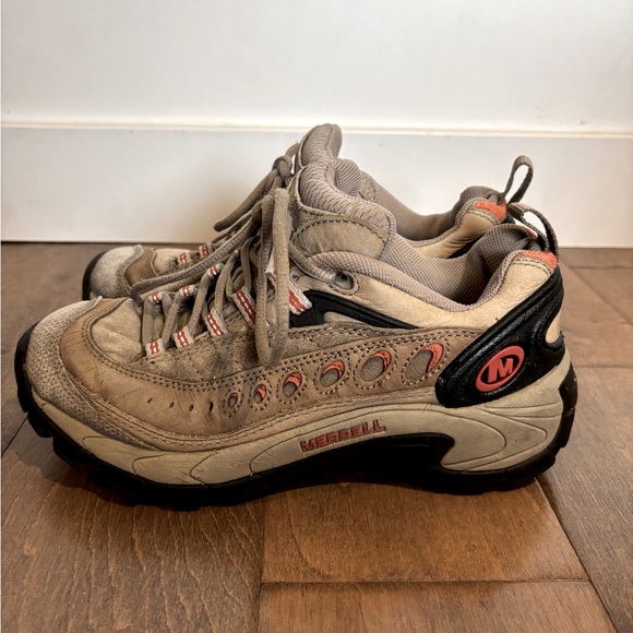 Merrel Hiking Shoes - Picture 1 of 5